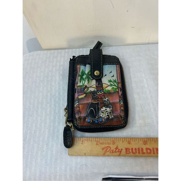 Sharf Wristlet Wallet Egyptian Cats Black Gold 6"x4" - Picture 6 of 6